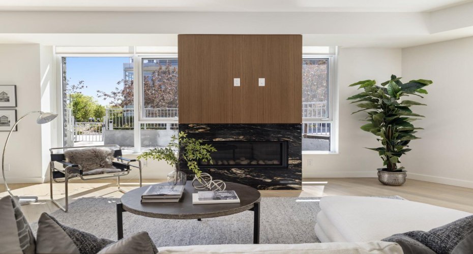 88 Waterfront Mews, Calgary, Alberta T2P 1K7, 3 Bedrooms Bedrooms, ,4 BathroomsBathrooms,Residential,For Sale,Waterfront,A2251109