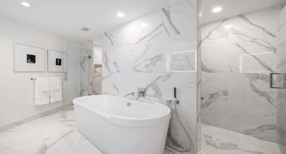 88 Waterfront Mews, Calgary, Alberta T2P 1K7, 3 Bedrooms Bedrooms, ,4 BathroomsBathrooms,Residential,For Sale,Waterfront,A2251109