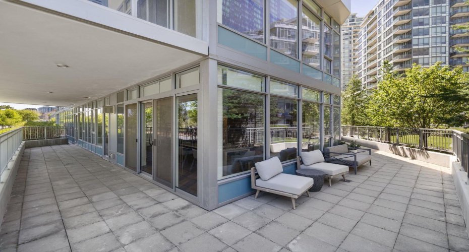 88 Waterfront Mews, Calgary, Alberta T2P 1K7, 3 Bedrooms Bedrooms, ,4 BathroomsBathrooms,Residential,For Sale,Waterfront,A2251109