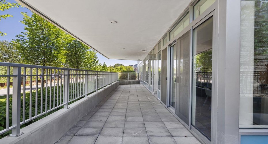 88 Waterfront Mews, Calgary, Alberta T2P 1K7, 3 Bedrooms Bedrooms, ,4 BathroomsBathrooms,Residential,For Sale,Waterfront,A2251109