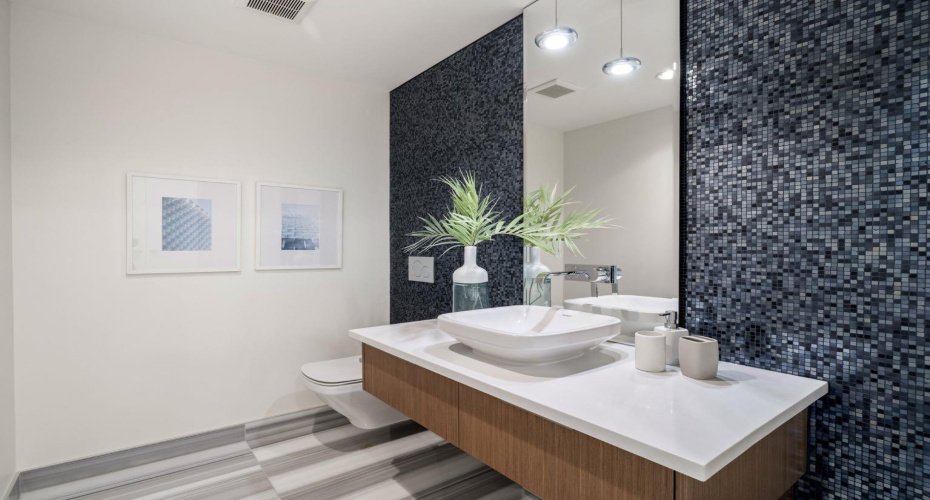 88 Waterfront Mews, Calgary, Alberta T2P 1K7, 3 Bedrooms Bedrooms, ,4 BathroomsBathrooms,Residential,For Sale,Waterfront,A2251109