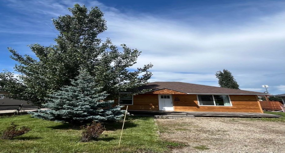 31 Mountain Vista Estates Drive, Hill Spring, Alberta T0K 1E0, 2 Bedrooms Bedrooms, ,1 BathroomBathrooms,Residential,For Sale,Mountain Vista Estates,A2245709