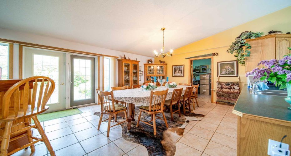 NW 12-44-10-W4, Rural Flagstaff County, Alberta T0B 1V0, 3 Bedrooms Bedrooms, ,3 BathroomsBathrooms,Residential,For Sale,NW 12-44-10-W4,A2230005