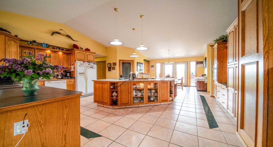 NW 12-44-10-W4, Rural Flagstaff County, Alberta T0B 1V0, 3 Bedrooms Bedrooms, ,3 BathroomsBathrooms,Residential,For Sale,NW 12-44-10-W4,A2230005