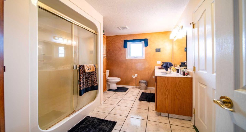 NW 12-44-10-W4, Rural Flagstaff County, Alberta T0B 1V0, 3 Bedrooms Bedrooms, ,3 BathroomsBathrooms,Residential,For Sale,NW 12-44-10-W4,A2230005