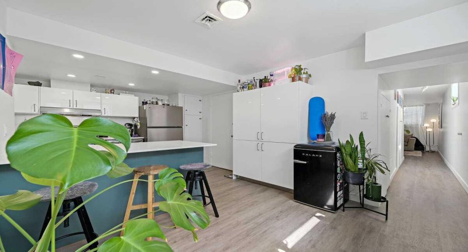 2311 16 Street, Calgary, Alberta T2T 4E6, ,Multi-family,For Sale,16,A2251364