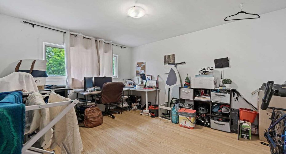 2311 16 Street, Calgary, Alberta T2T 4E6, ,Multi-family,For Sale,16,A2251364