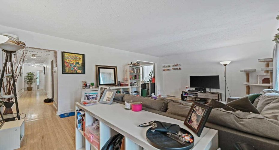 2311 16 Street, Calgary, Alberta T2T 4E6, ,Multi-family,For Sale,16,A2251364