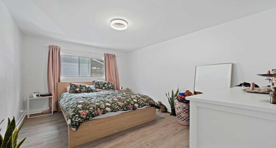 2311 16 Street, Calgary, Alberta T2T 4E6, ,Multi-family,For Sale,16,A2251364