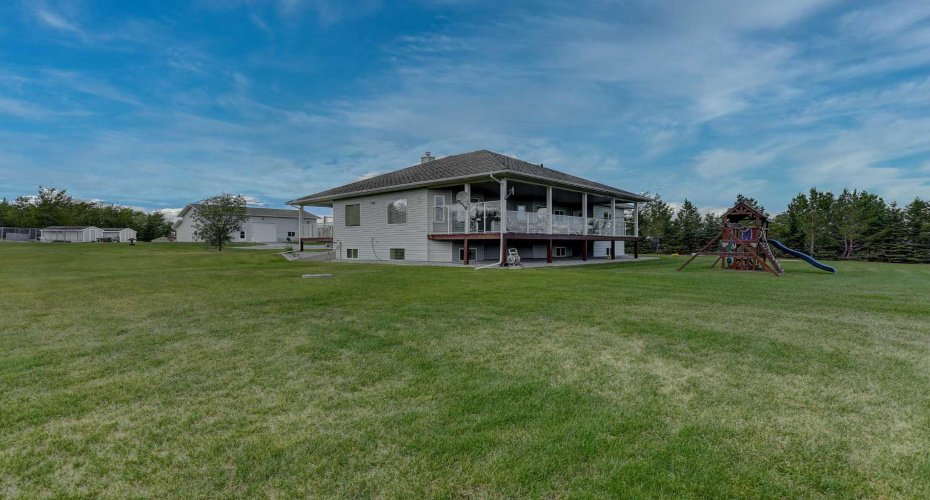 17- 713019 RR 71, Rural Grande Prairie No. 1, County of, Alberta T8V 3A4, 5 Bedrooms Bedrooms, ,3 BathroomsBathrooms,Residential,For Sale,RR 71,A2251262