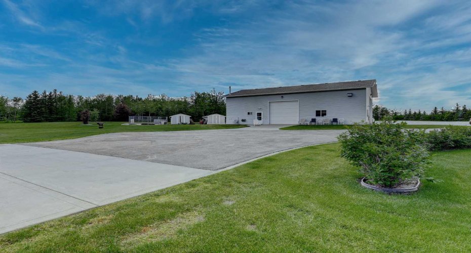 17- 713019 RR 71, Rural Grande Prairie No. 1, County of, Alberta T8V 3A4, 5 Bedrooms Bedrooms, ,3 BathroomsBathrooms,Residential,For Sale,RR 71,A2251262