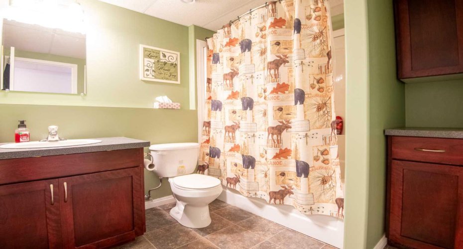 4614 46 Avenue, Fort Vermilion, Alberta T0H 1N0, 4 Bedrooms Bedrooms, ,3 BathroomsBathrooms,Residential,For Sale,46,A2251312