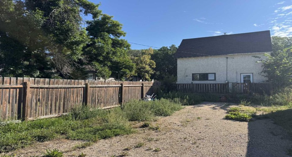 5228 48 Street, Provost, Alberta T0B 3S0, 3 Bedrooms Bedrooms, ,2 BathroomsBathrooms,Residential,For Sale,48,A2249155