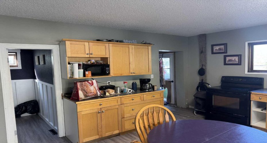 5228 48 Street, Provost, Alberta T0B 3S0, 3 Bedrooms Bedrooms, ,2 BathroomsBathrooms,Residential,For Sale,48,A2249155