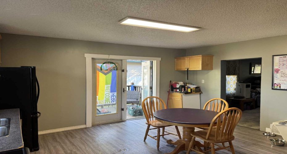 5228 48 Street, Provost, Alberta T0B 3S0, 3 Bedrooms Bedrooms, ,2 BathroomsBathrooms,Residential,For Sale,48,A2249155