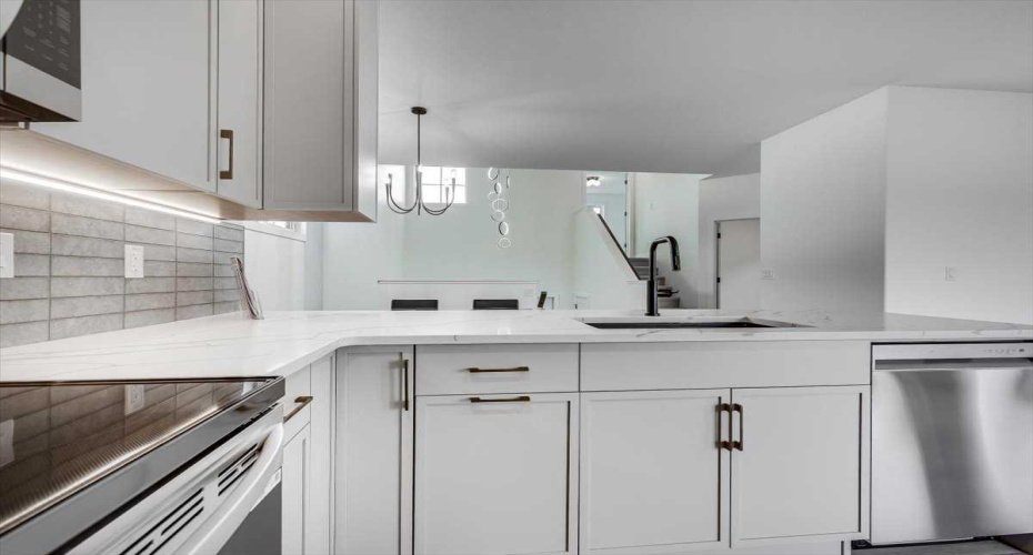 56 Emmett Crescent, Red Deer, Alberta T4P 3G8, 4 Bedrooms Bedrooms, ,3 BathroomsBathrooms,Residential,For Sale,Emmett,A2251622