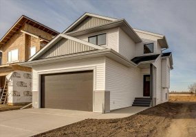 56 Emmett Crescent, Red Deer, Alberta T4P 3G8, 4 Bedrooms Bedrooms, ,3 BathroomsBathrooms,Residential,For Sale,Emmett,A2251622
