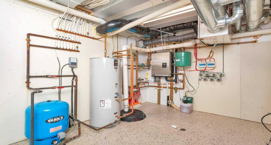 Utility/Furnace Room