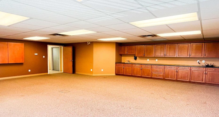 2450 South Highway Drive, Redcliff, Alberta T0J 2P0, ,Commercial,For Lease,South Highway,A2251922