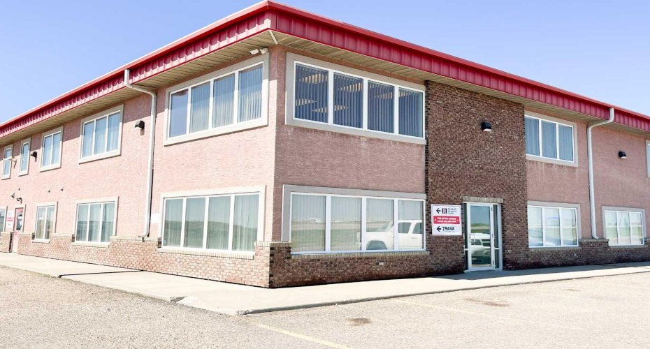 2450 South Highway Drive, Redcliff, Alberta T0J 2P0, ,Commercial,For Lease,South Highway,A2251922