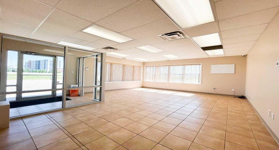 2450 South Highway Drive, Redcliff, Alberta T0J 2P0, ,Commercial,For Lease,South Highway,A2251922