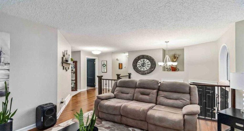 143 Breukel Crescent, Fort McMurray, Alberta T9K 1W8, 5 Bedrooms Bedrooms, ,3 BathroomsBathrooms,Residential,For Sale,Breukel,A2251450