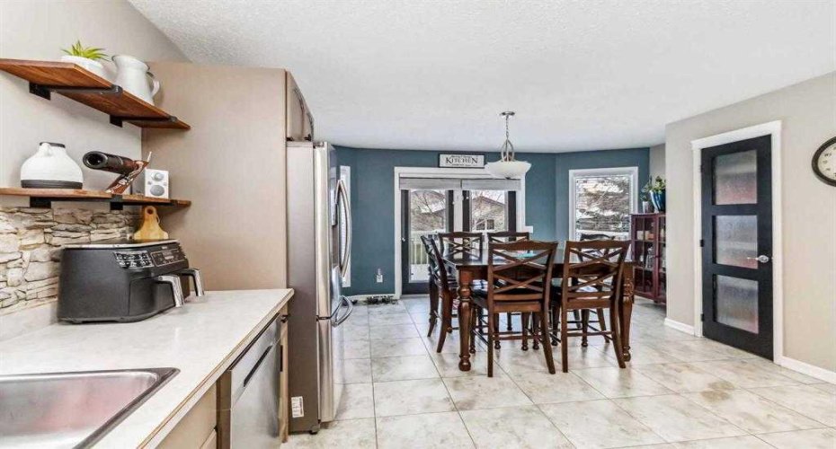 143 Breukel Crescent, Fort McMurray, Alberta T9K 1W8, 5 Bedrooms Bedrooms, ,3 BathroomsBathrooms,Residential,For Sale,Breukel,A2251450