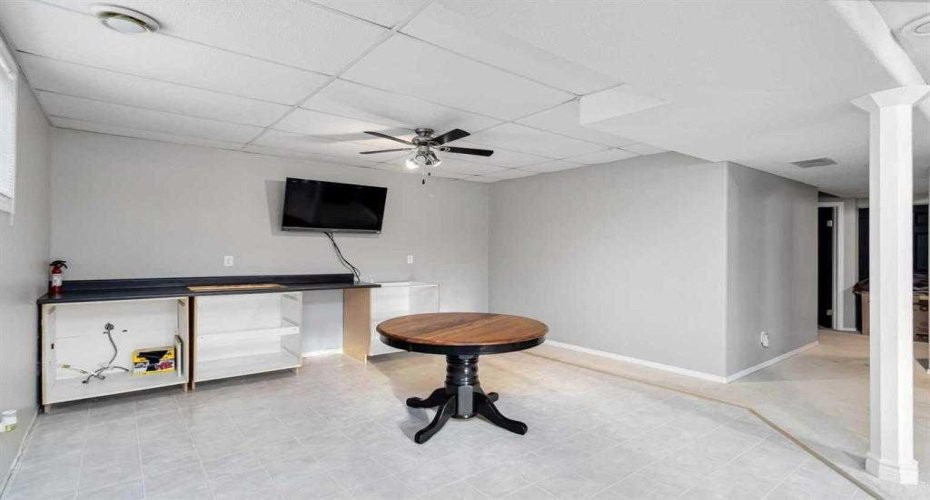 143 Breukel Crescent, Fort McMurray, Alberta T9K 1W8, 5 Bedrooms Bedrooms, ,3 BathroomsBathrooms,Residential,For Sale,Breukel,A2251450