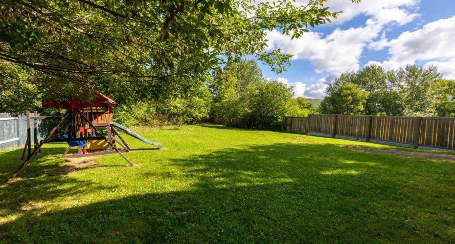 53 Fitzsimmons Avenue, Fort McMurray, Alberta T9H 1Z3, 4 Bedrooms Bedrooms, ,2 BathroomsBathrooms,Residential,For Sale,Fitzsimmons,A2251485