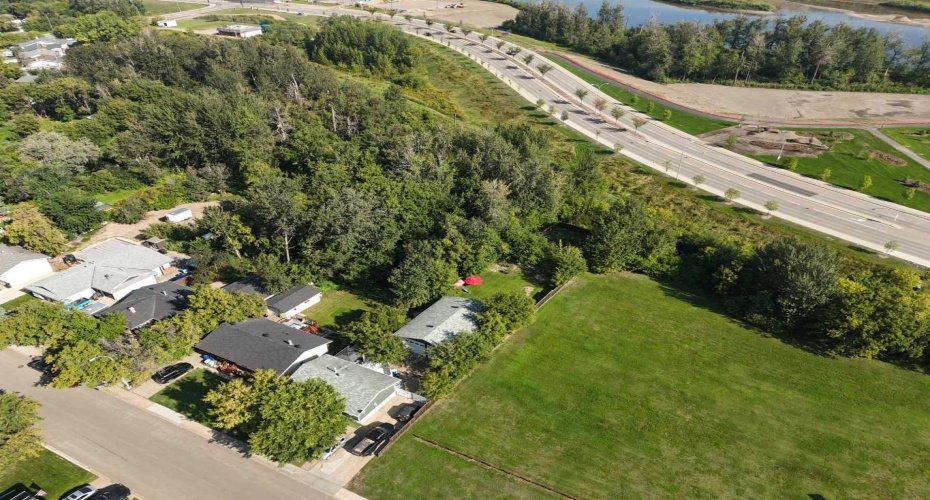 53 Fitzsimmons Avenue, Fort McMurray, Alberta T9H 1Z3, 4 Bedrooms Bedrooms, ,2 BathroomsBathrooms,Residential,For Sale,Fitzsimmons,A2251485