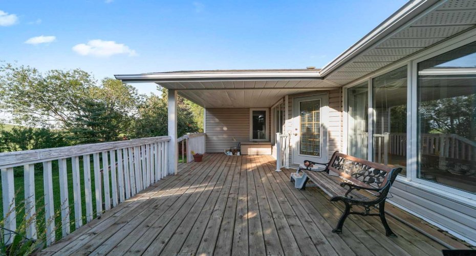 5406 62 Street, Camrose, Alberta T4V 4H3, 5 Bedrooms Bedrooms, ,3 BathroomsBathrooms,Residential,For Sale,62,A2251836