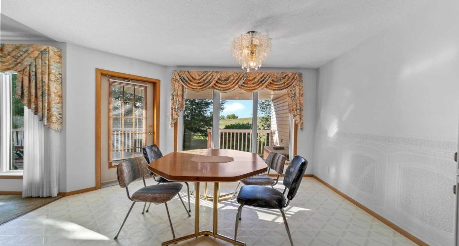 5406 62 Street, Camrose, Alberta T4V 4H3, 5 Bedrooms Bedrooms, ,3 BathroomsBathrooms,Residential,For Sale,62,A2251836