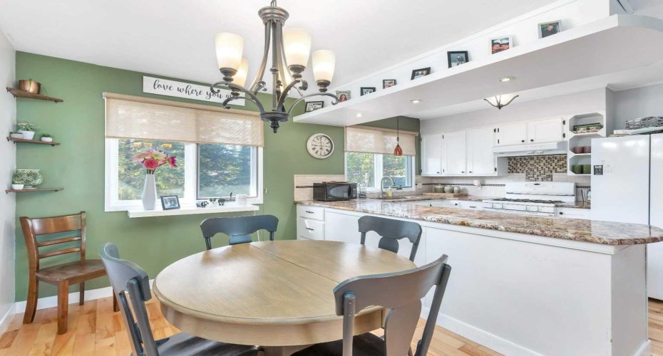 404 3 Avenue, Sundre, Alberta T0M 1X0, 4 Bedrooms Bedrooms, ,3 BathroomsBathrooms,Residential,For Sale,3,A2251856