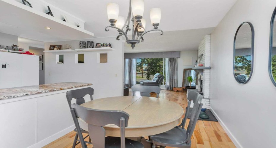 404 3 Avenue, Sundre, Alberta T0M 1X0, 4 Bedrooms Bedrooms, ,3 BathroomsBathrooms,Residential,For Sale,3,A2251856