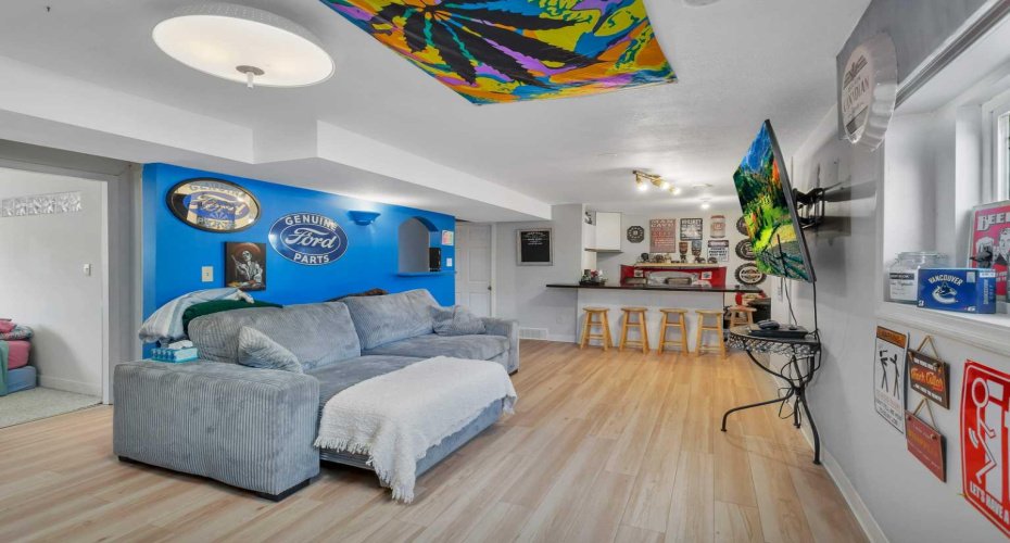 404 3 Avenue, Sundre, Alberta T0M 1X0, 4 Bedrooms Bedrooms, ,3 BathroomsBathrooms,Residential,For Sale,3,A2251856