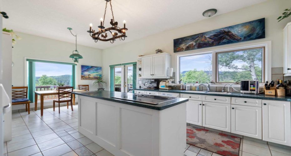 11 Black Bear Lane, Rural Foothills County, Alberta T0L 0K0, 4 Bedrooms Bedrooms, ,3 BathroomsBathrooms,Residential,For Sale,Black Bear,A2251872