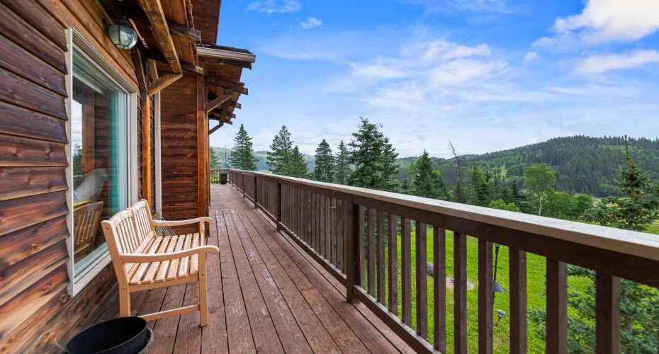 11 Black Bear Lane, Rural Foothills County, Alberta T0L 0K0, 4 Bedrooms Bedrooms, ,3 BathroomsBathrooms,Residential,For Sale,Black Bear,A2251872