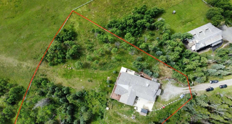 11 Black Bear Lane, Rural Foothills County, Alberta T0L 0K0, 4 Bedrooms Bedrooms, ,3 BathroomsBathrooms,Residential,For Sale,Black Bear,A2251872