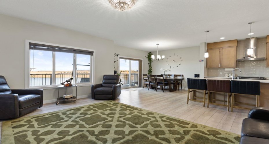 32 Cornerbrook Common, Calgary, Alberta T3N1M2, 6 Bedrooms Bedrooms, ,4 BathroomsBathrooms,Residential,For Sale,Cornerbrook,A2250368