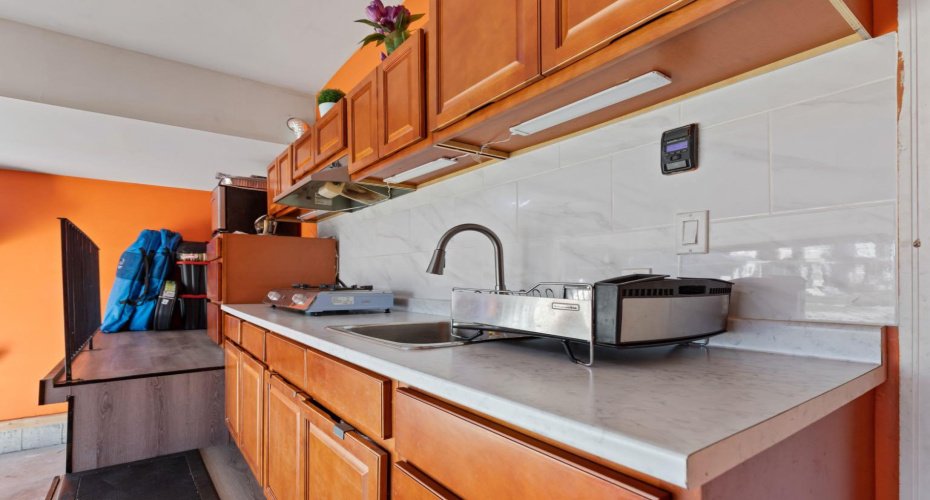 Garage Kitchen