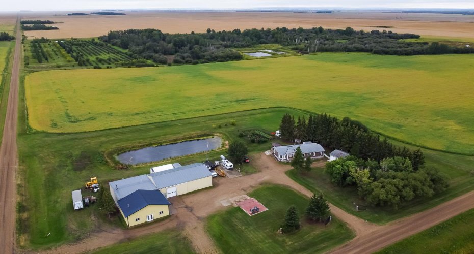 77132 Range Road 212, Rural Smoky River No. 130, M.D. of, Alberta T0H 1M0, 3 Bedrooms Bedrooms, ,2 BathroomsBathrooms,Residential,For Sale,Range Road 212,A2251691