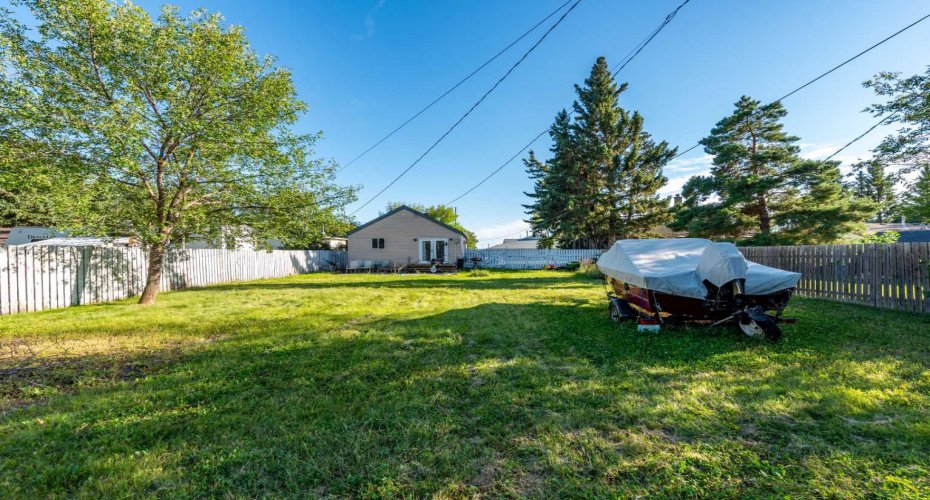 116 1 Avenue, Marsden, Saskatchewan S0M 1P0, 2 Bedrooms Bedrooms, ,3 BathroomsBathrooms,Residential,For Sale,1,A2251288