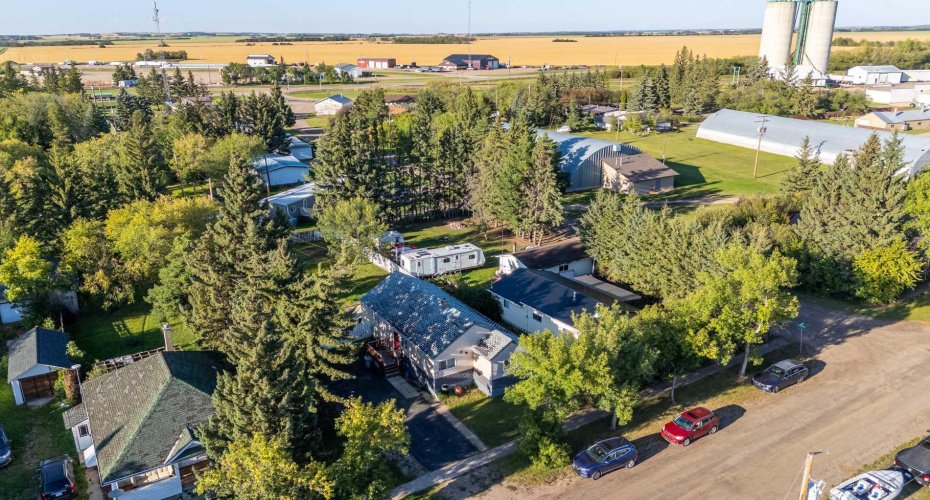 116 1 Avenue, Marsden, Saskatchewan S0M 1P0, 2 Bedrooms Bedrooms, ,3 BathroomsBathrooms,Residential,For Sale,1,A2251288