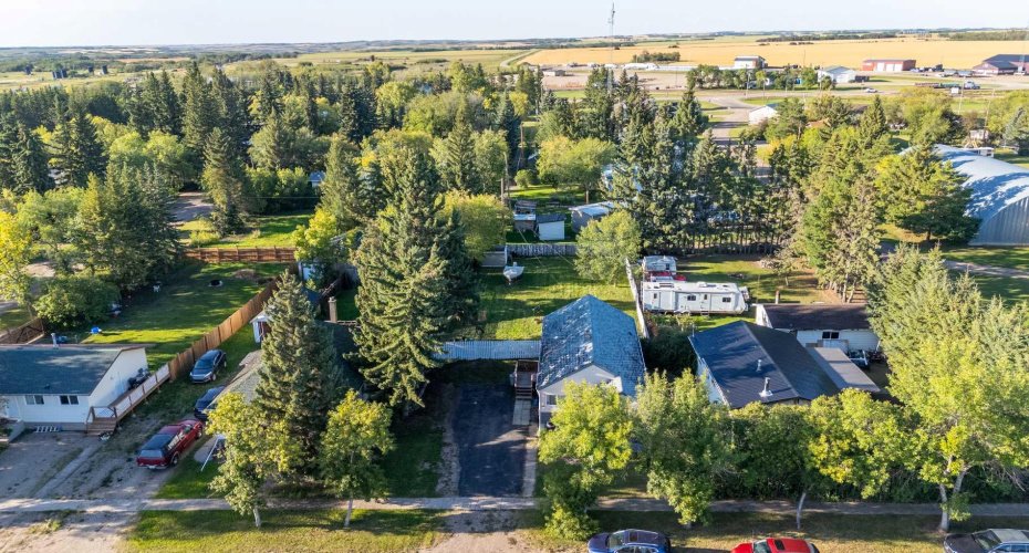 116 1 Avenue, Marsden, Saskatchewan S0M 1P0, 2 Bedrooms Bedrooms, ,3 BathroomsBathrooms,Residential,For Sale,1,A2251288