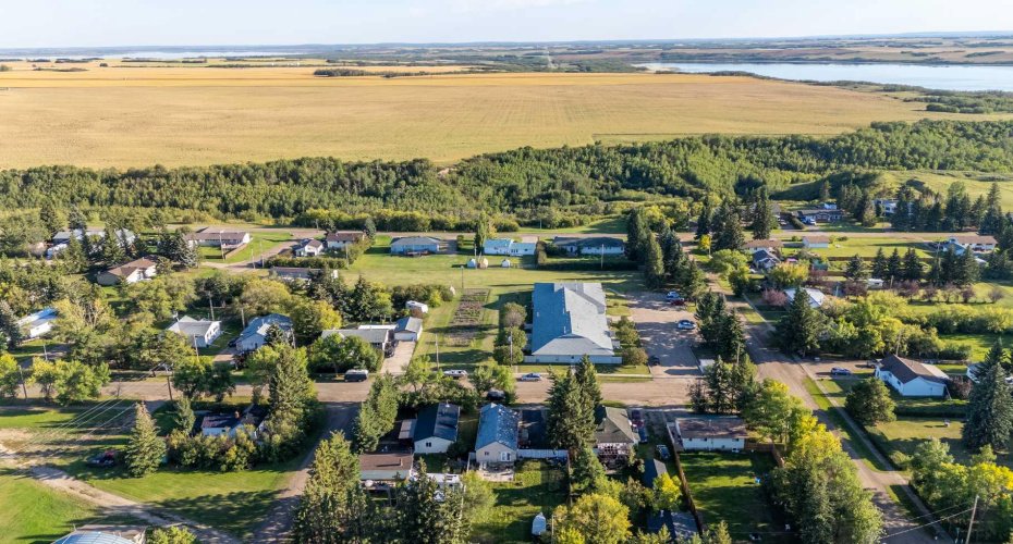 116 1 Avenue, Marsden, Saskatchewan S0M 1P0, 2 Bedrooms Bedrooms, ,3 BathroomsBathrooms,Residential,For Sale,1,A2251288