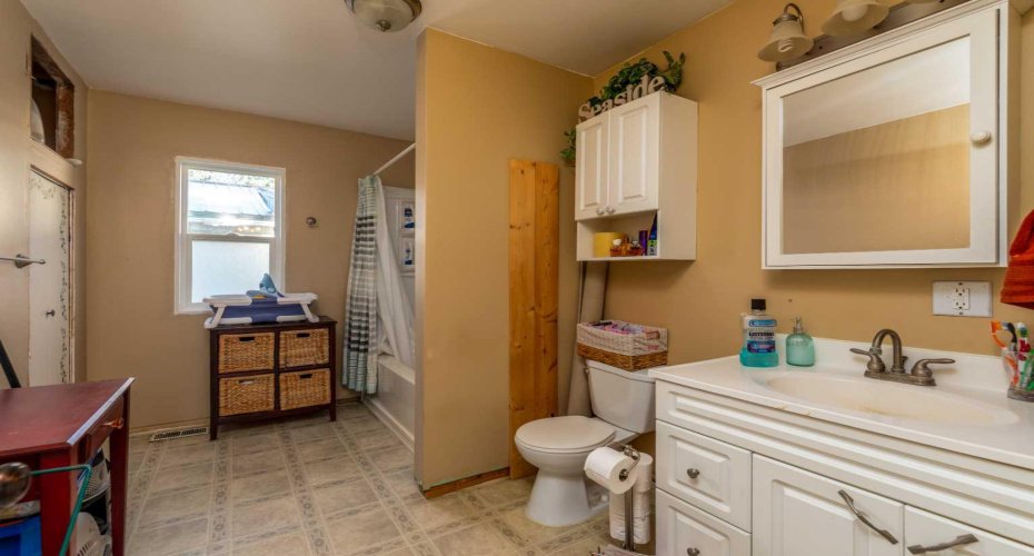 116 1 Avenue, Marsden, Saskatchewan S0M 1P0, 2 Bedrooms Bedrooms, ,3 BathroomsBathrooms,Residential,For Sale,1,A2251288