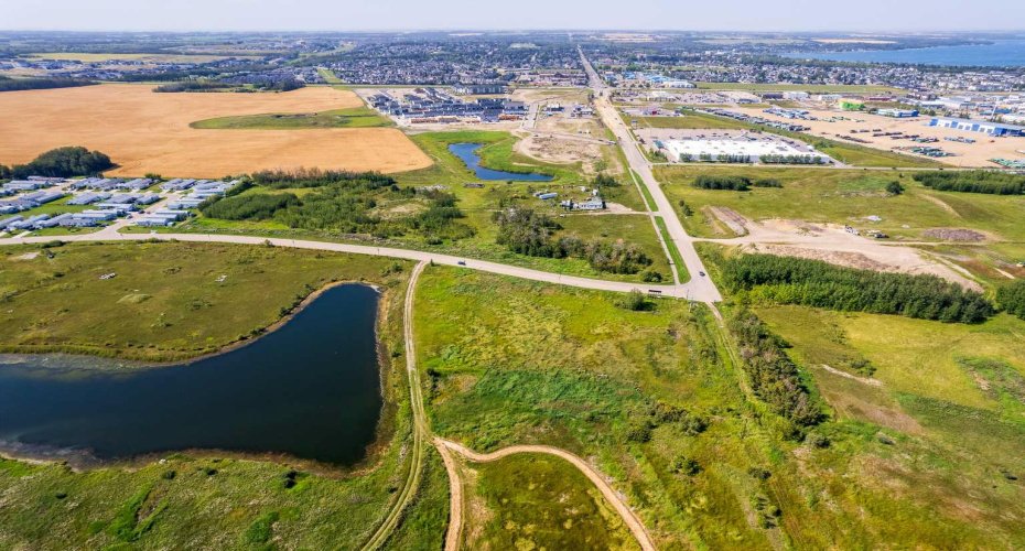 47 Ave Bayshore Dr., Sylvan Lake, Alberta T4S 0A7, ,Land,For Sale,Bayshore Dr.,A2252170