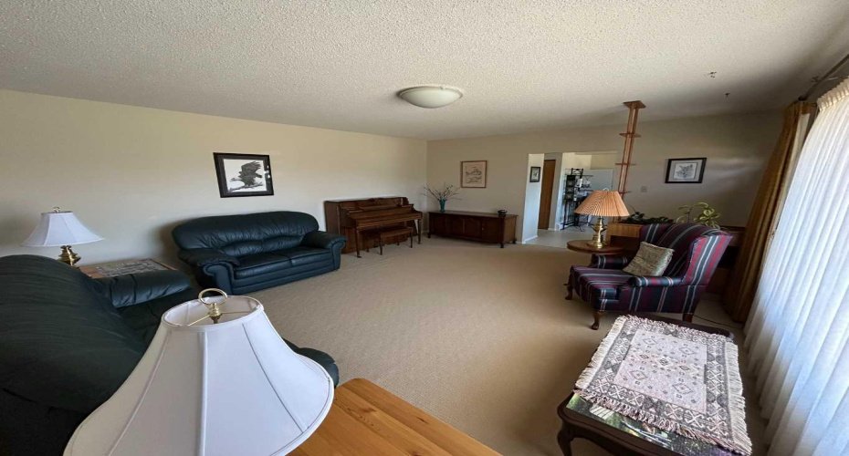 5405 50 Street, Castor, Alberta T0C0X0, 2 Bedrooms Bedrooms, ,2 BathroomsBathrooms,Residential,For Sale,50,A2212936