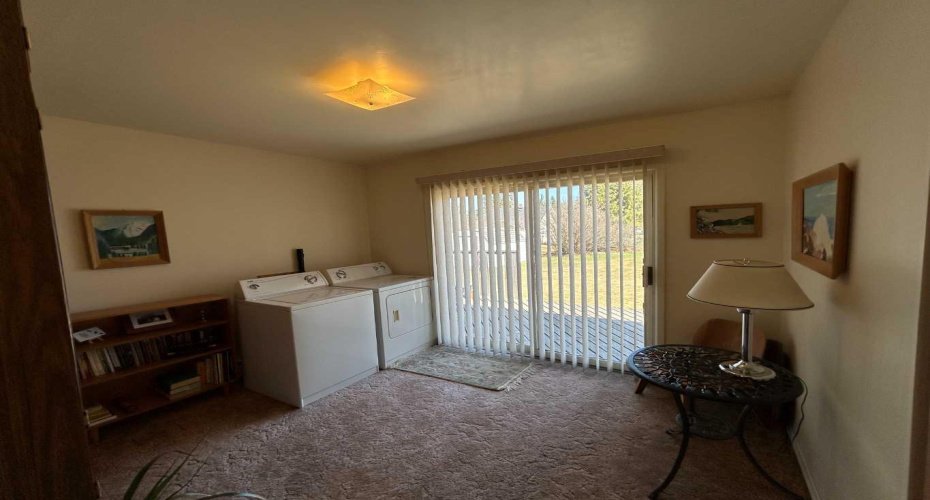 5405 50 Street, Castor, Alberta T0C0X0, 2 Bedrooms Bedrooms, ,2 BathroomsBathrooms,Residential,For Sale,50,A2212936