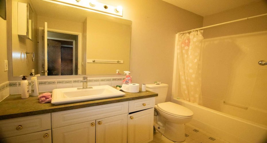 604 19 Street, High River, Alberta T1V 1V2, 4 Bedrooms Bedrooms, ,2 BathroomsBathrooms,Residential,For Sale,19,A2250355